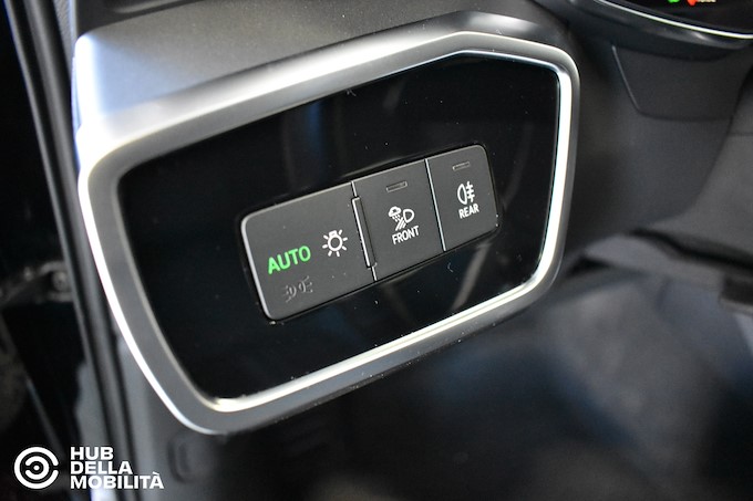 AUDI A6 Avant 45 3.0 TDI quattro ultra S tronic Business Plus